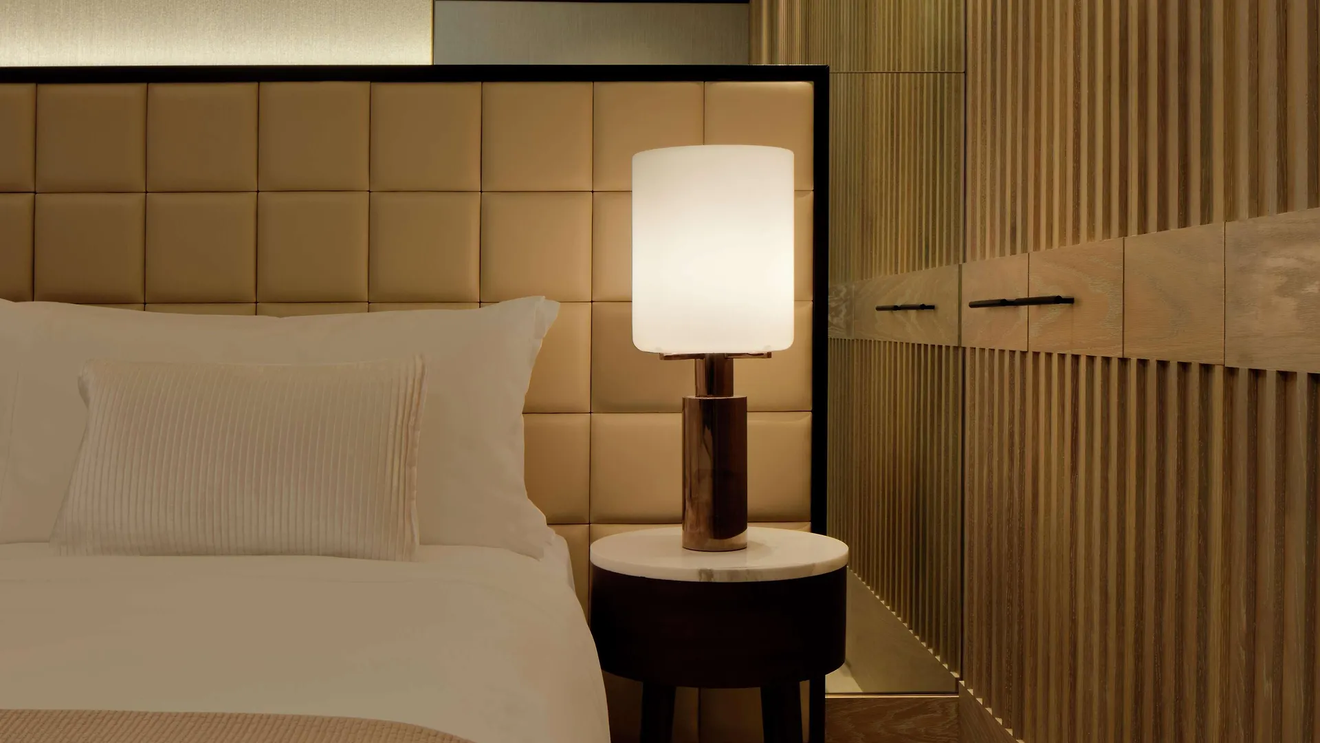 Hotel Waldorf Astoria Dubai International Financial Centre 5*,  Émirats arabes unis